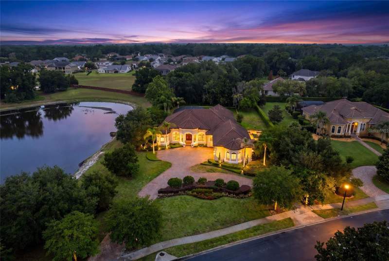 4 bedroom Single Family Residence at 1900 LAKE MARKHAM PRESERVE TRAIL, LAKE MARKHAM PRESERVE, SANFORD — photo 3