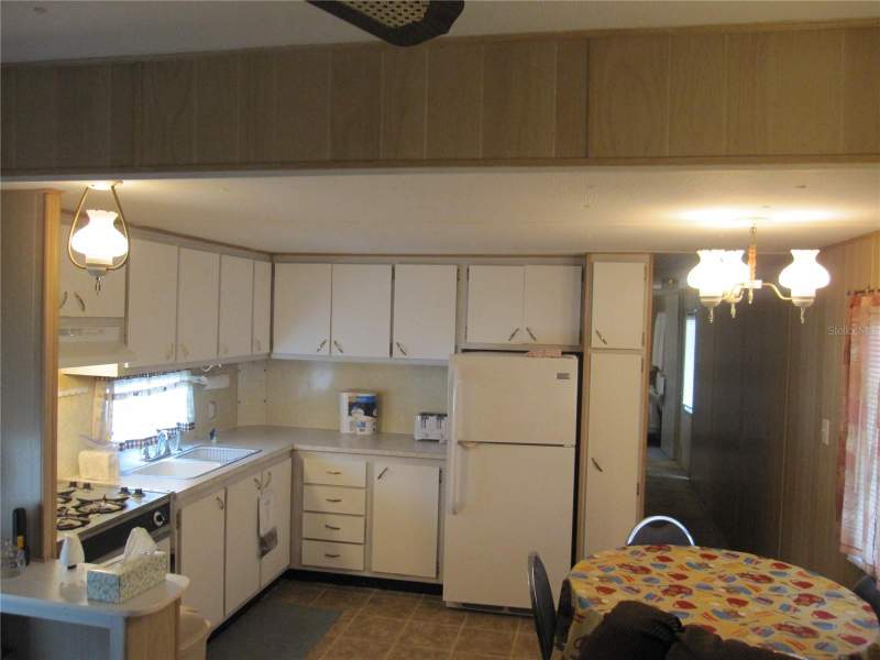 2 bedroom Mobile Home at 39015 HILLCREST DRIVE, ZEPHYRHILLS COLONY CO, ZEPHYRHILLS — photo 4