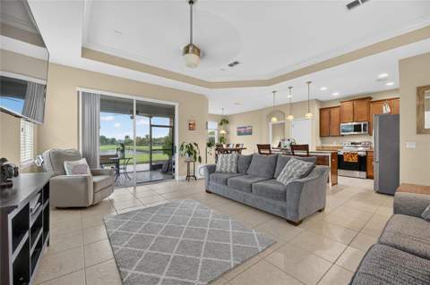 6911 Sail View Lane, Apollo Beach FL - photo 10 of 96