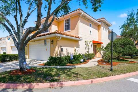 208 Valencia Circle, home for sale in St. Petersburg 33716