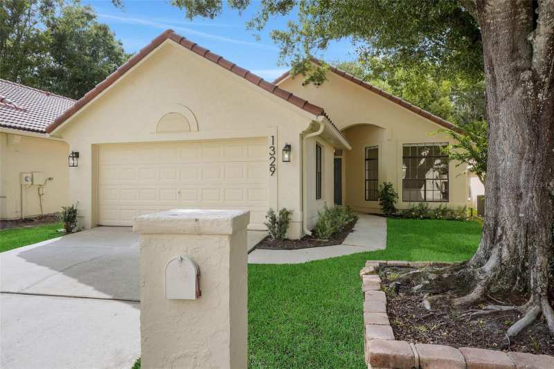 3 bedroom Single Family Residence at 1329 Augusta National Boulevard, Country Club Village Unit 3, Winter Springs — photo 1