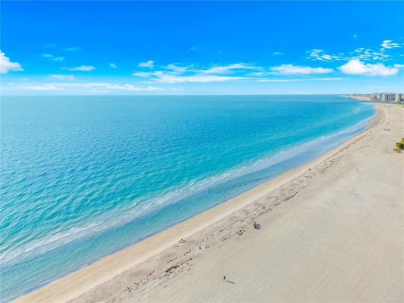 3 bedroom Condominium at 1380 GULF BOULEVARD #PH 5, CLEARWATER SAND KEY, CLEARWATER BEACH — photo 2