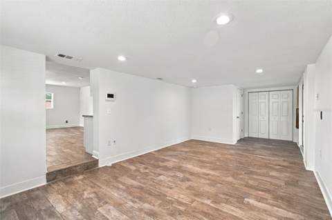 4107 W Wyoming Avenue, Tampa FL - photo 11 of 42