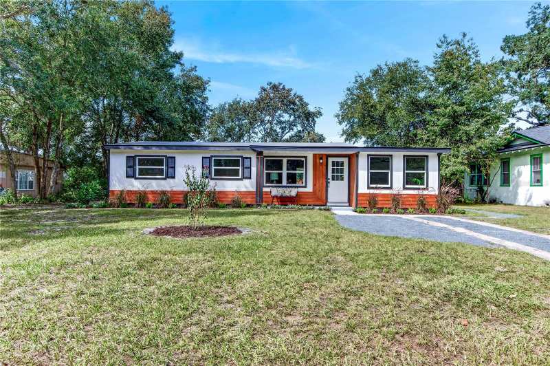 5 bedroom Single Family Residence at 2426 S Laurel Avenue, Becks Add, Sanford — photo 1