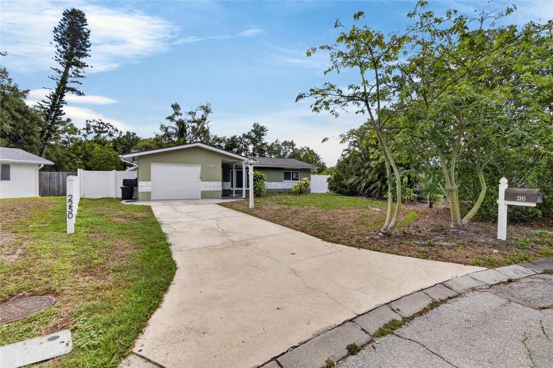 2 bedroom Single Family Residence at 2115 Euclid Circle, Meteor Plaza 1st Add, Clearwater — photo 2