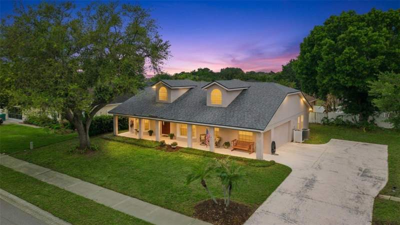 Island Pointe