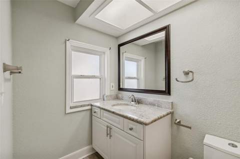 8402 Boxwood Drive, Tampa FL - photo 18 of 31