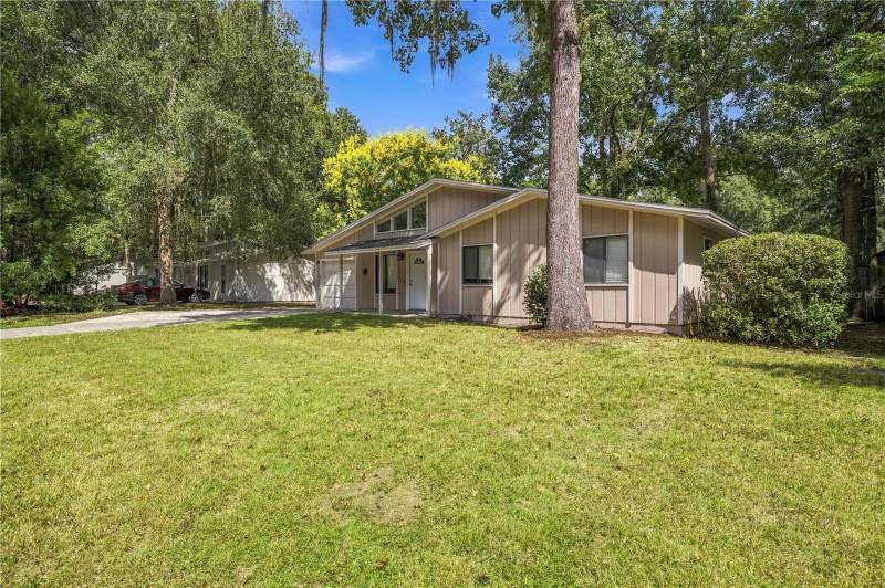 3 bedroom Single Family Residence at 4319 NW 29th Terrace, Springtree Unit II, Gainesville — photo 3