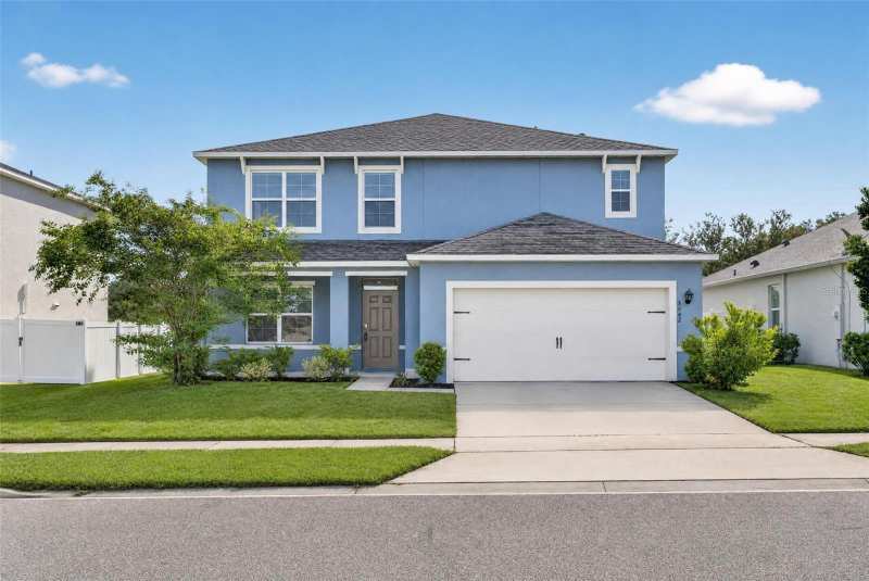 5 bedroom Single Family Residence at 3042 Bethpage Loop, Summerview/Wolf Crk Rdg Ph 2B-, Mount Dora — photo 1