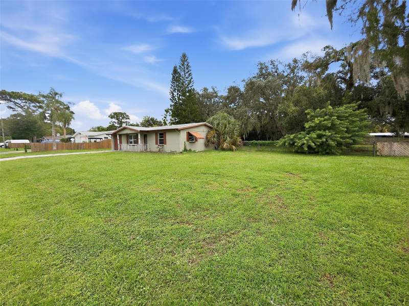 2 bedroom Single Family Residence at 6818 Carob Drive, Beacon Woods Village, New Port Richey — photo 3