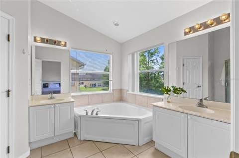 2799 Club Cortile Circle #2799, Kissimmee FL - photo 13 of 27