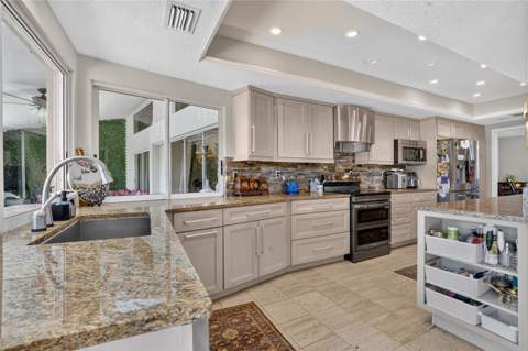 2391 Windward Cove, Kissimmee FL - photo 10 of 57