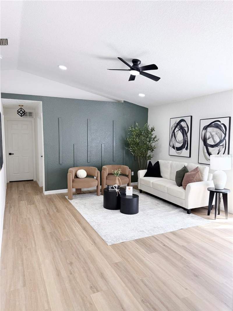 3 bedroom Single Family Residence at 1112 W 7th Street, Seminole Park, Sanford — photo 3