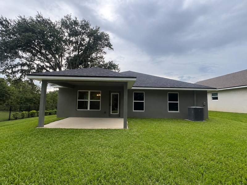 4 bedroom Single Family Residence at 12964 Kent Bradley Street, Abbey Glen, Dade City — photo 2