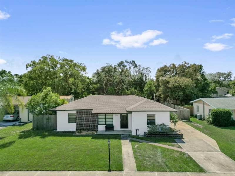 3 bedroom Single Family Residence at 675 Hager Street, Deltona Lakes Un 25, Deltona — photo 1