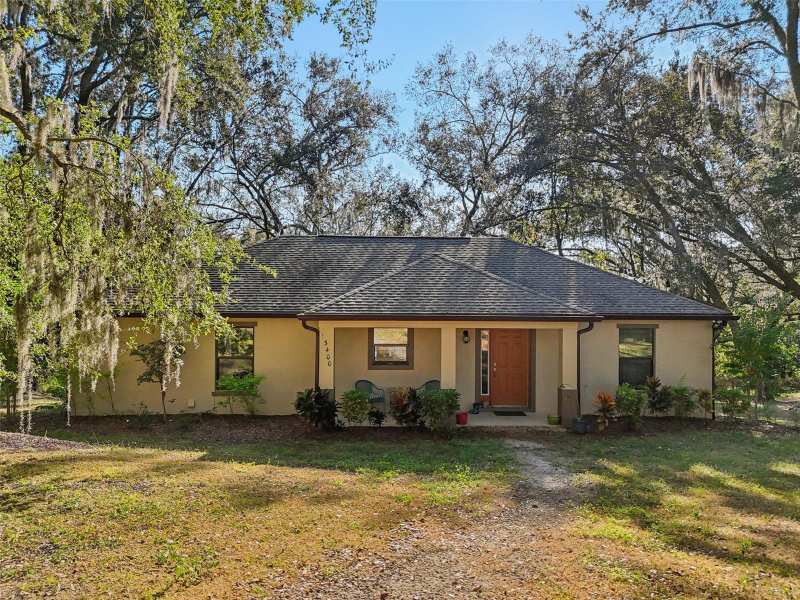 3 bedroom Single Family Residence at 13400 County Road 450, Dream Lake Poultry Ranches, Umatilla — photo 1
