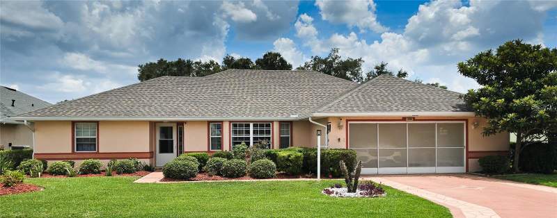 3 bedroom Single Family Residence at 5506 PRINCE CHARLES LANE, ROYAL HIGHLANDS PH 01 TR B LESS PT LYING W FOL, LEESBURG — photo 1