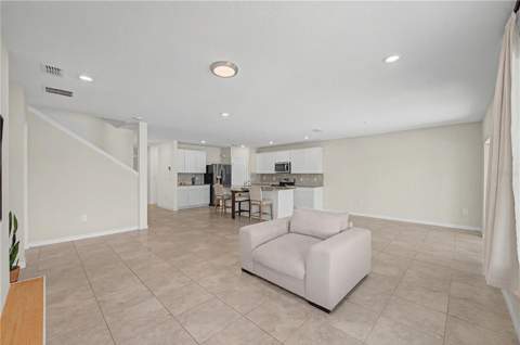 3891 Capri Coast Drive, Plant City FL - photo 15 of 60