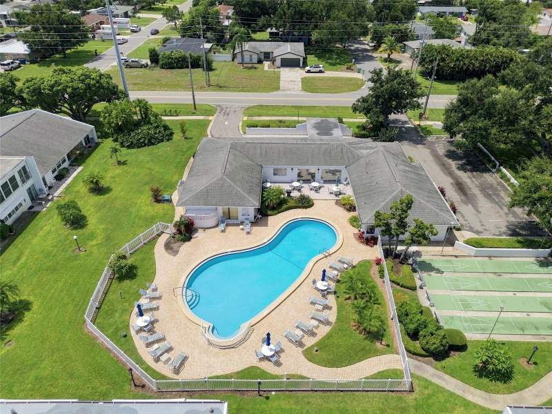 2 bedroom Condominium at 1655 S Highland Avenue #B110, Penthouse Groves, Clearwater — photo 4