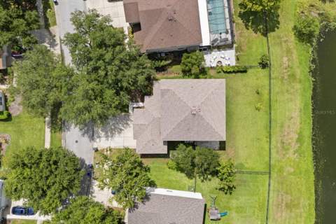 14722 Heronglen Drive, Lithia FL - photo 7 of 37