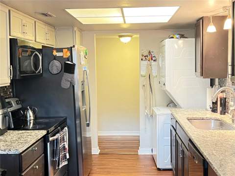 456 Windmeadows Street #456, Altamonte Springs FL - photo 6 of 26