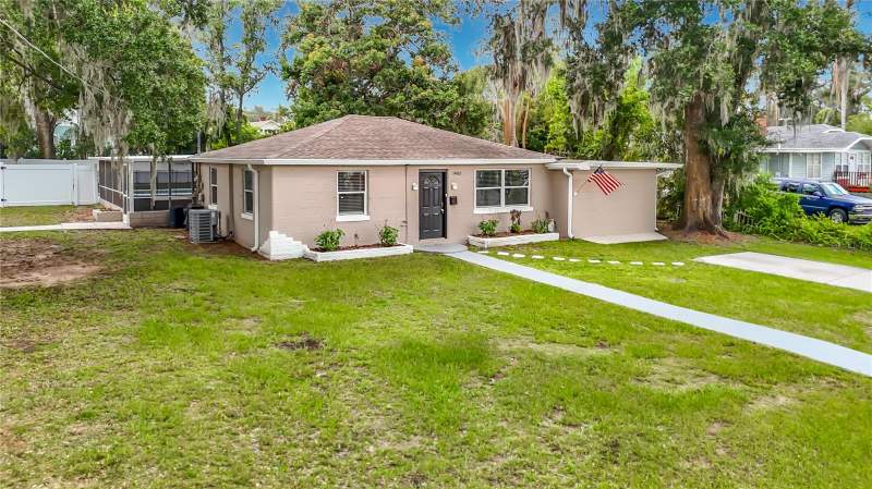 3 bedroom Single Family Residence at 14402 13th Street, Robinsons Add, Dade City — photo 2
