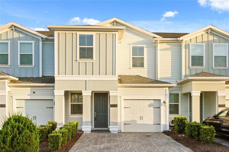 3 bedroom Townhouse at 4642 Tribute Trail, Storey Lake Tract K Pb 26 Pgs 28-32 Lot 137, Kissimmee — photo 1