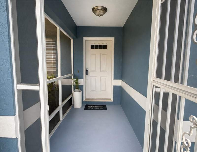 3 bedroom Single Family Residence at 21476 Peachland Boulevard, Port Charlotte Sec 033, Port Charlotte — photo 4