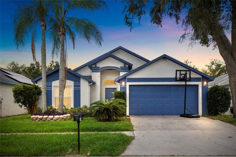 Lakewood Crest