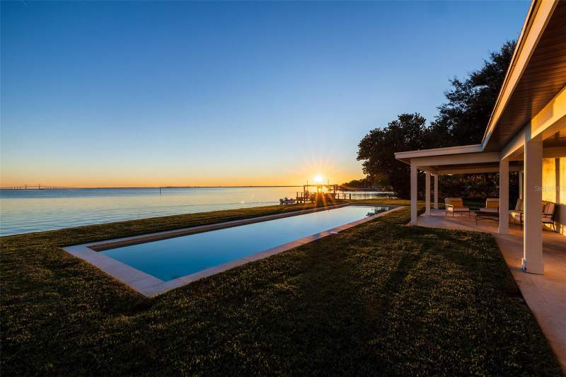 Bay Colony Estates