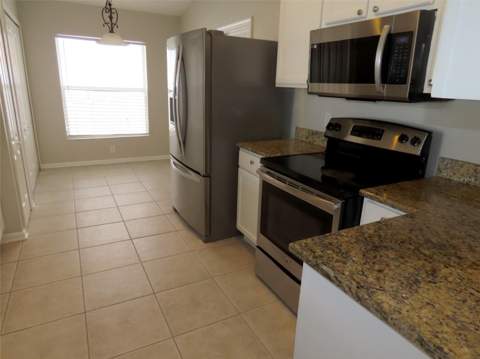 13226 Evening Sunset Lane, Riverview FL - photo 10 of 43