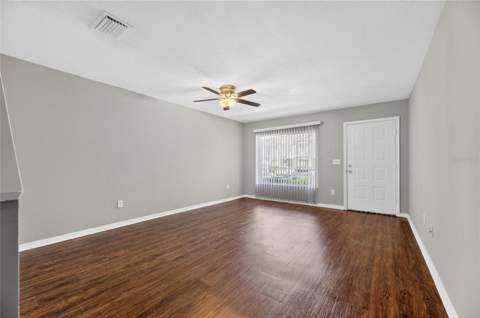 2258 Fluorshire Drive, Brandon FL - photo 9 of 48
