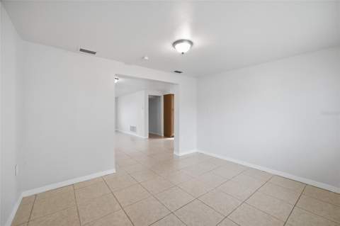 3029 Huntington Road, Holiday FL - photo 9 of 33