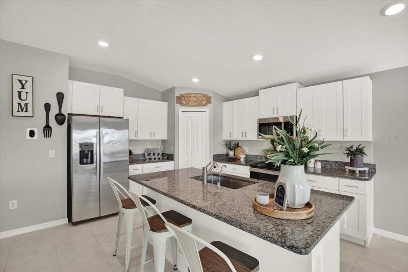 4 bedroom Single Family Residence at 11205 Linden Depot Road, Mirada Prcl 5, San Antonio — photo 4