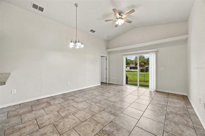 3 bedroom Single Family Residence at 12617 Social Drive, Country Club Estates, Hudson — photo 3