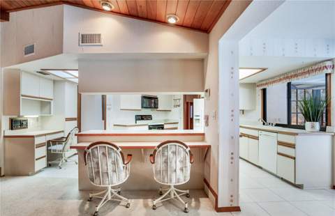10353 Barry Drive, Largo FL - photo 20 of 64