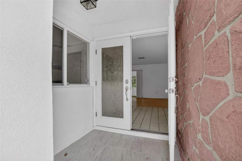 3 bedroom Single Family Residence at 1900 Stanton Ave, Belleair Manor Unit 1 & 2, Largo — photo 4