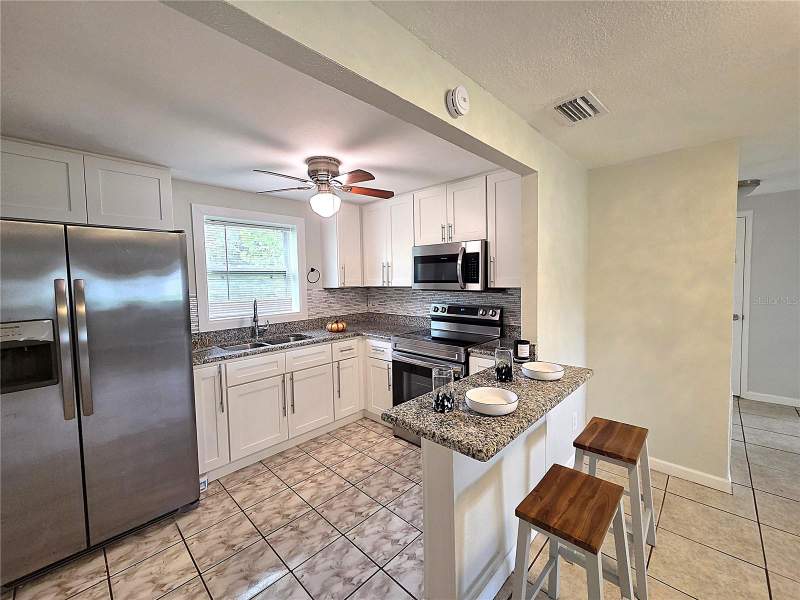 3 bedroom Single Family Residence at 5641 94th Terrace, Skyview Terrace 1st Add, Pinellas Park — photo 4