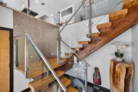 113 7th Street, St Petersburg FL - photo 9 of 82