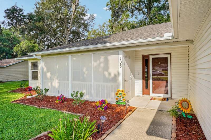 4 bedroom Single Family Residence at 108 Cherry Blossom Lane, Spring Arbor Village, Lady Lake — photo 5