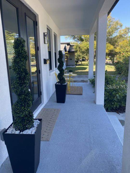 5 bedroom Single Family Residence at 5101 12th Avenue, Woodlawn Sub, St Petersburg — photo 2
