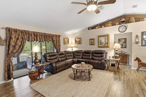 16389 Margot Road, Weeki Wachee FL - photo 8 of 44