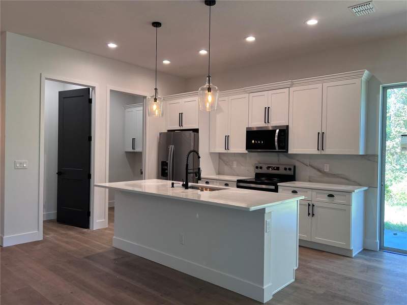 4 bedroom Single Family Residence at 45 Sanctuary Avenue, St Johns River Estates Unit 01, Debary — photo 5