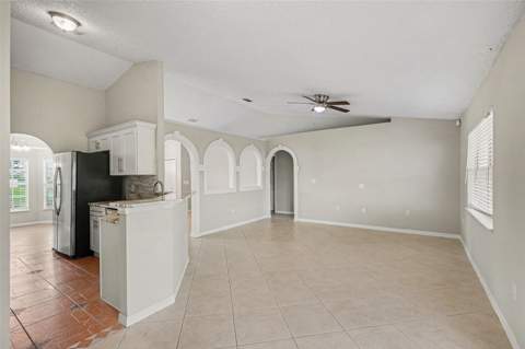 821 Jarnac Drive, Kissimmee FL - photo 8 of 22