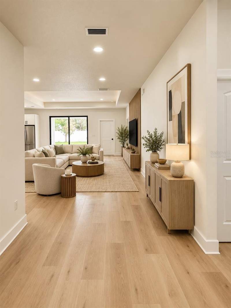 3 bedroom Single Family Residence at 11703 Country Club Place, Lot 2 Of Country Club Green Plat Book 133 Page 241, Tampa — photo 3
