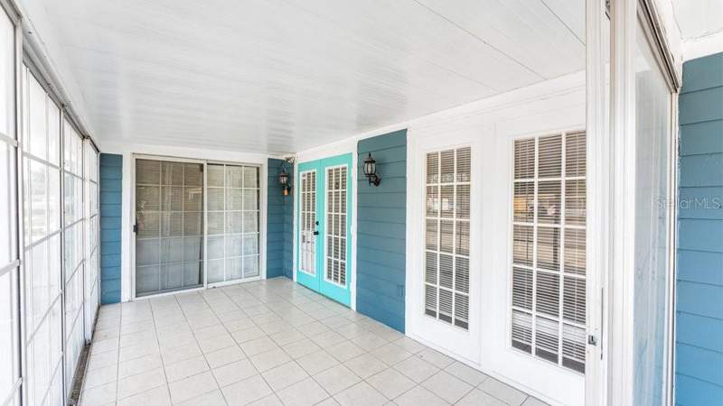 5 bedroom Single Family Residence at 1214 N Pine Hills Road, Pine Hills Manor 02, Orlando — photo 2