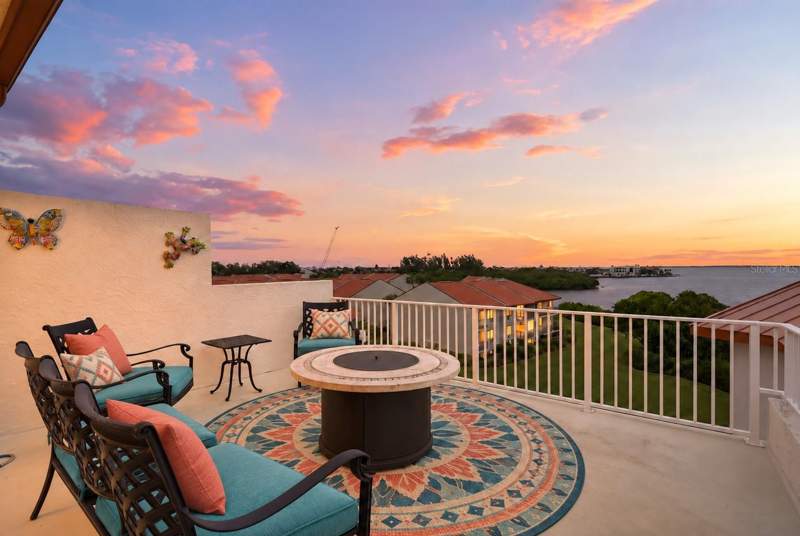 3 bedroom Townhouse at 1585 Pinellas Bayway, Tierra Del Mar, Tierra Verde — photo 3