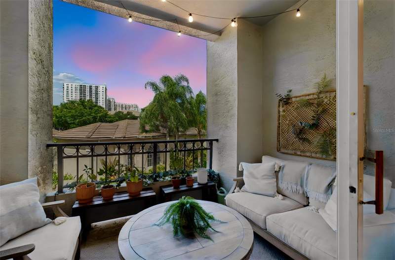 3 bedroom Condominium at 708 Seaboard Place #708, Island Place A Condo, Tampa — photo 2