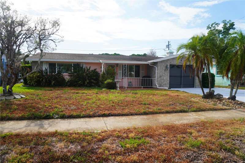 2 bedroom Single Family Residence at 1248 Ermine Drive, Forest Hills, Holiday — photo 1