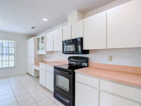 13827 Woodward Drive, Hudson FL - photo 12 of 72